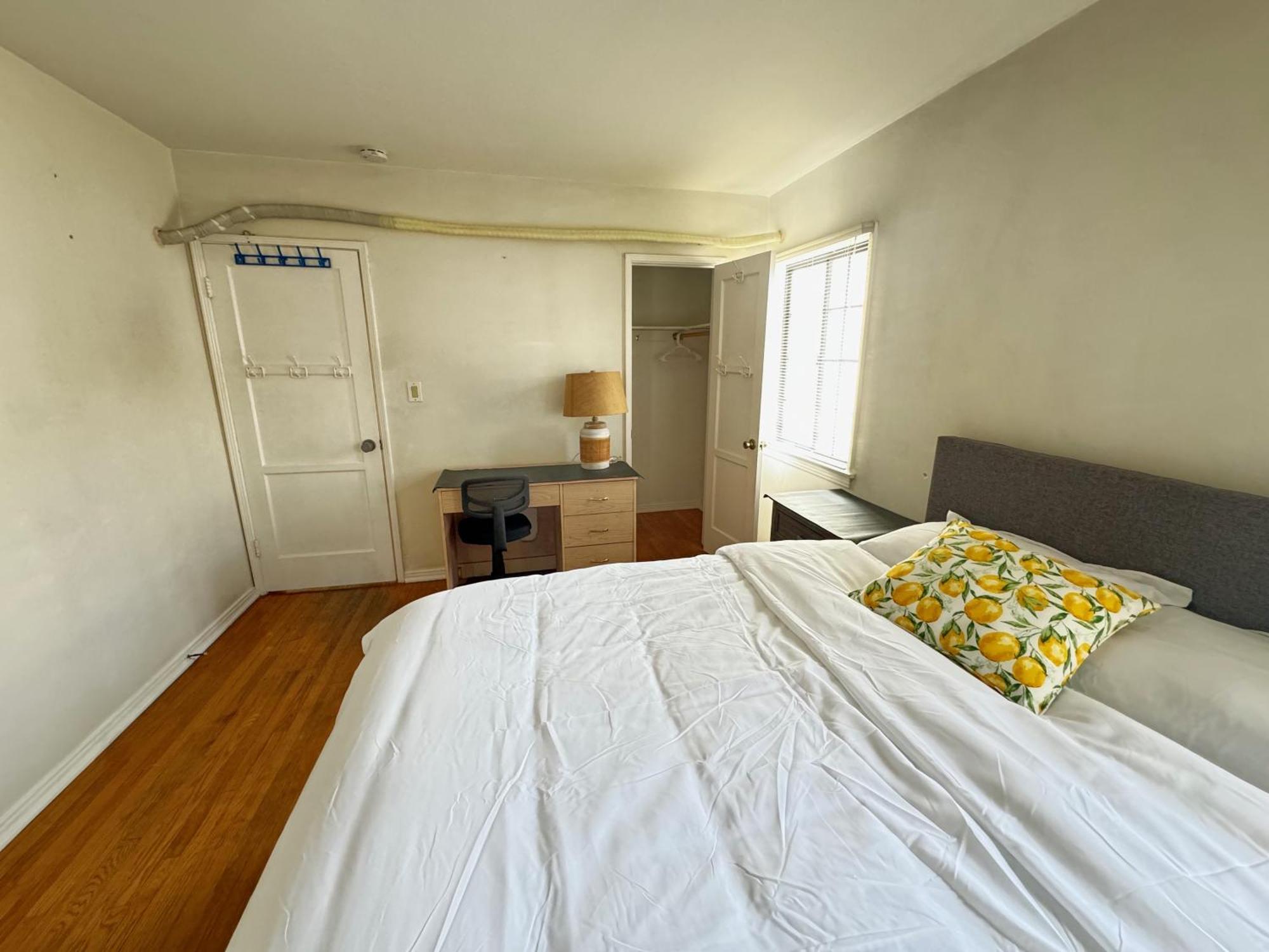 Cozy Home In Prime Location Monterey Park Eksteriør bilde
